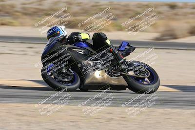 media/Nov-16-2025-Race Pace (Sun) [[8c5fa54630]]/Verified Riders/9-Turn 16 (150pm)/